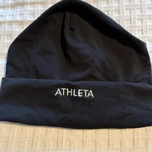 Athleta Midnight Black warm soft winter running hat w pony tail hole